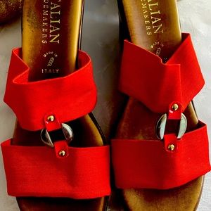 Italian handmade, in Tuscany, sandals. Beautifully crafted!